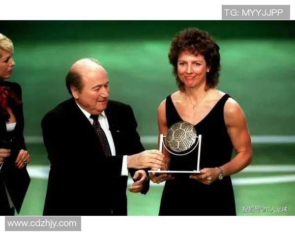 女朋友与足球明星的评分大比拼谁才是心目中的最佳球员