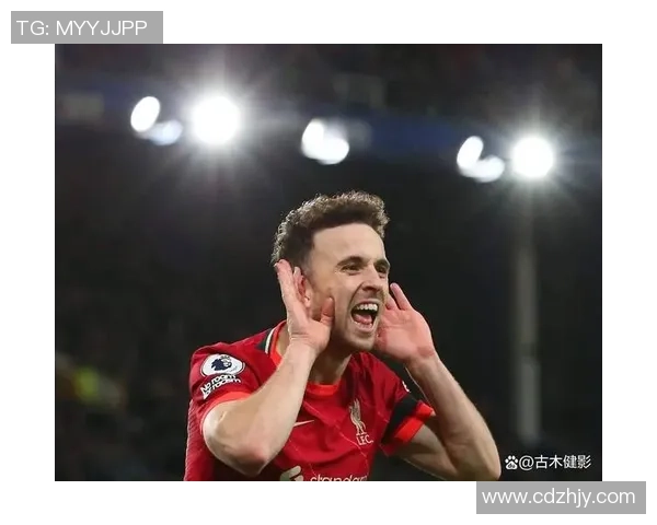 足球明星谁笑得最迷人谁的笑容能赢得球迷的心